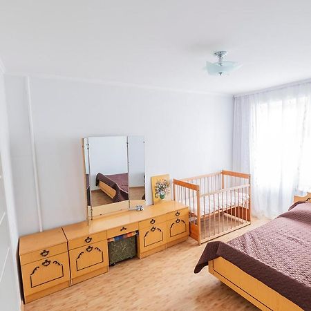 Apartment On Polevaya 44/12 Bohuslav ภายนอก รูปภาพ