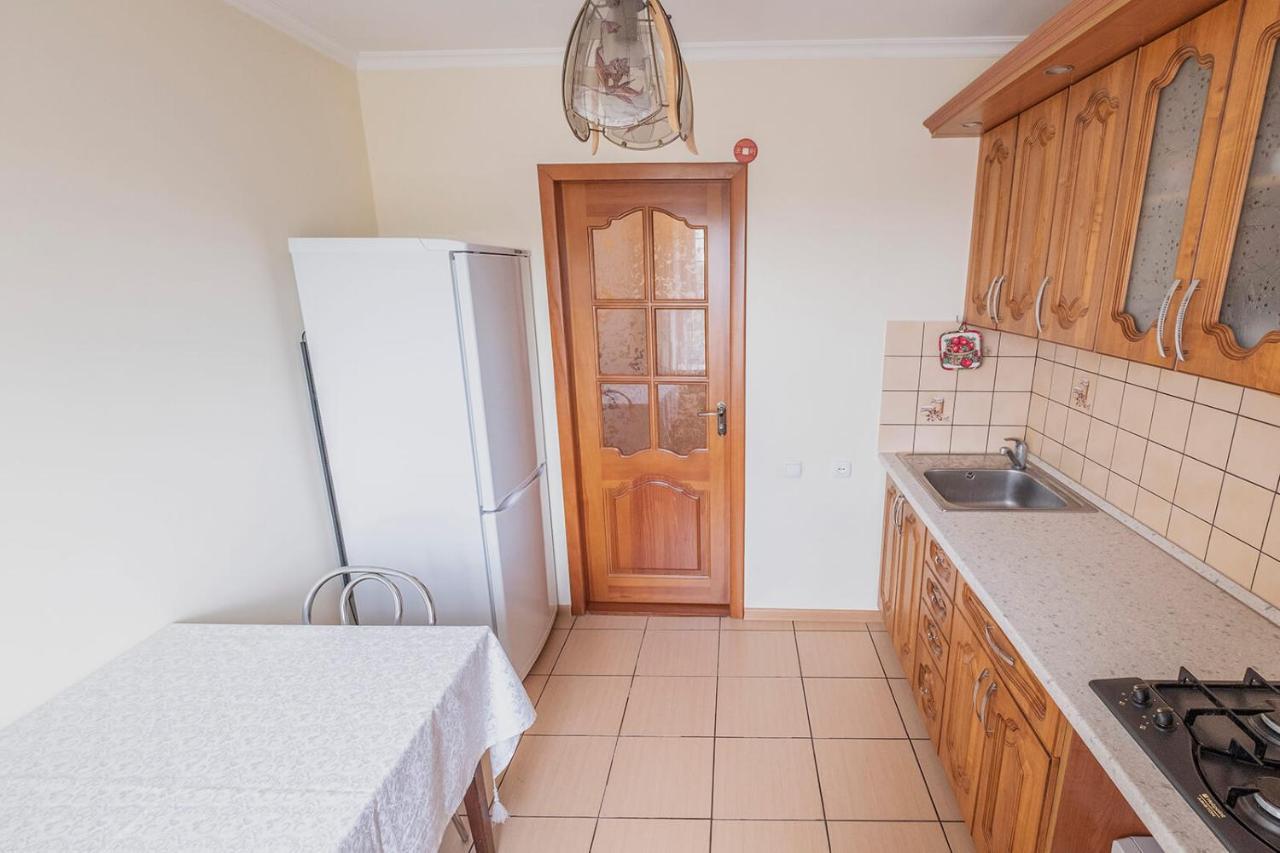 Apartment On Polevaya 44/12 Bohuslav ภายนอก รูปภาพ