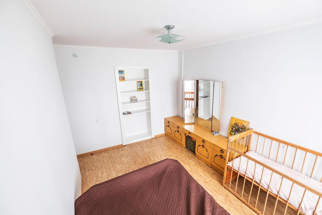 Apartment On Polevaya 44/12 Bohuslav ภายนอก รูปภาพ