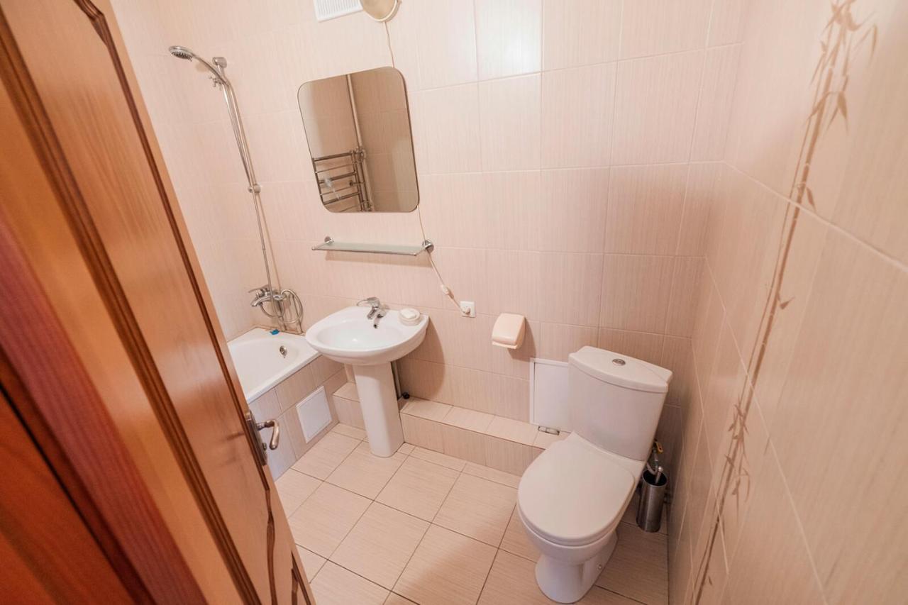 Apartment On Polevaya 44/12 Bohuslav ภายนอก รูปภาพ