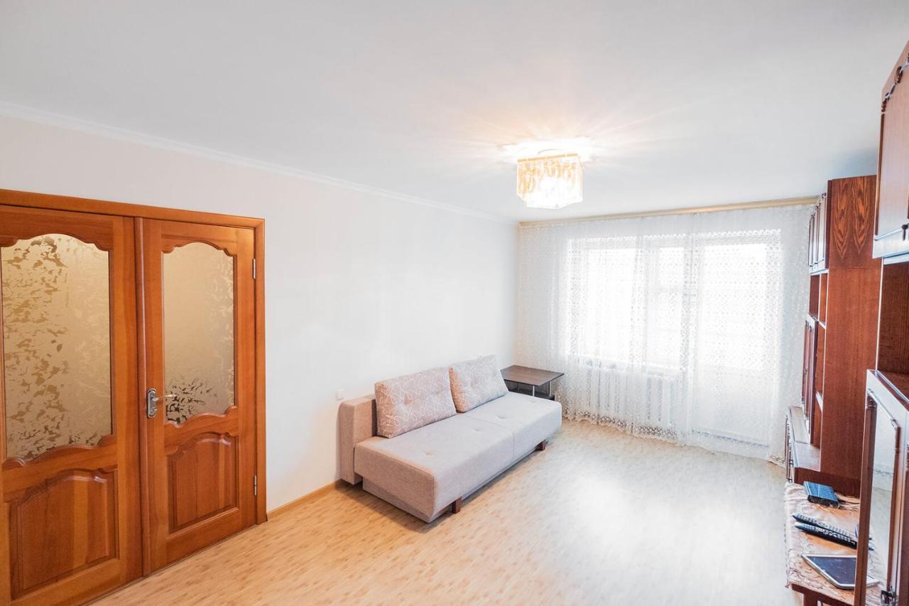 Apartment On Polevaya 44/12 Bohuslav ภายนอก รูปภาพ