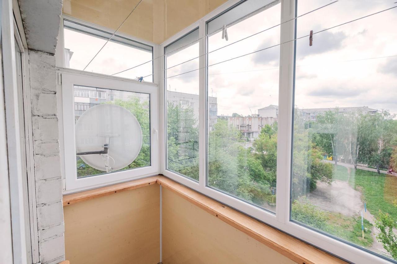 Apartment On Polevaya 44/12 Bohuslav ภายนอก รูปภาพ